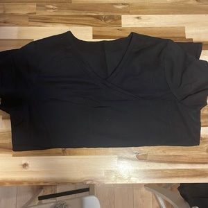 Scrub Star Scrub Set - Size Large top and Large Petite bottoms